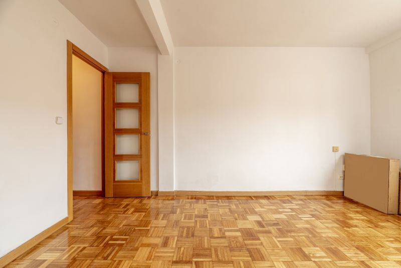 Floor Varnishing in Olathe, KS